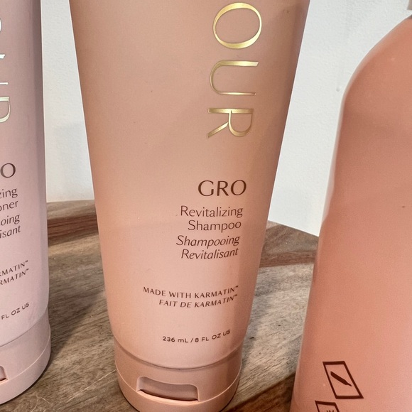 NEW Vegamour Gro Shampoo, Conditioner, Massager & Dry Shampoo set - Picture 7 of 9